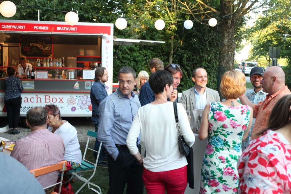 Sommerfest-mit-der-Beachbox Bild von der Beachbox am Sommerfest von BMeetsB